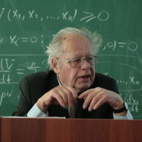 Professor Horst Loeb spoke about the mission to Mars