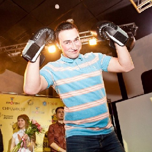 Аспирант СГАУ Александр Кузин победил в самарском Science Slam