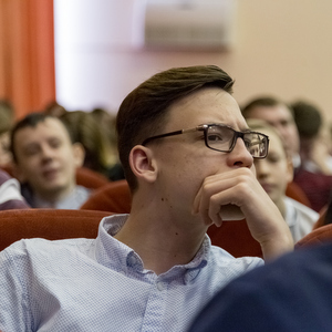 Школьники интересуются жизнью на орбите