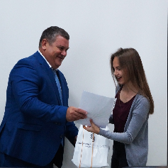 В сентябре Самарский университет отправляет 50 школьников в «Артек»