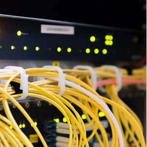 Четверть внутреннего российского интернет-трафика "утекает" за рубеж
