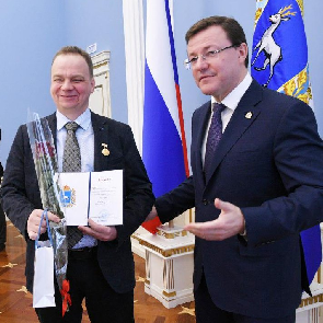 Глава региона вручил награды ученым губернии