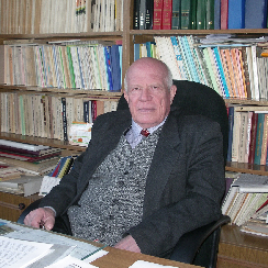 Знаток родного края
