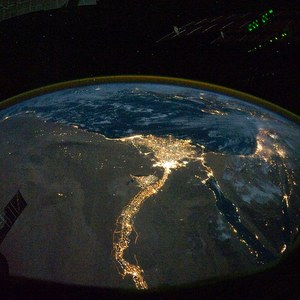 Ученые поняли, как спасти Землю от падения мусора из космоса