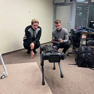 Робопёс Бетховен – новый питомец клуба ROBOTIC