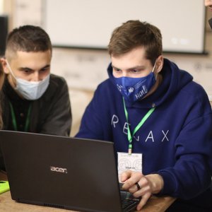 Состоялась первая выездная школа "SciencePop"