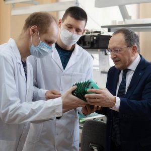 Ученые Самарского университета им. Королёва разработали робота для спасения космонавтов в открытом космосе