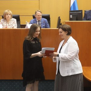 Полку юристов прибыло