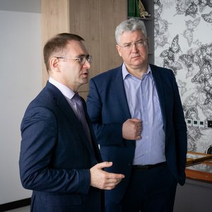 Виктор Кудряшов и Андрей Прямилов оценили экспозицию Умного дома бабочек