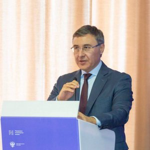 Валерий Фальков: вузам-участникам проекта "Передовые инженерные школы" предстоит активнее включаться в решение задач реального сектора экономики