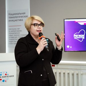 "В Самарской области должны появиться новые профориентационные проекты, которые помогут выстроить траекторию: школа – вуз – трудоустройство в регионе"