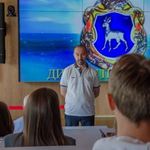 "Устремленные в будущее: Диалог поколений" в Самарском университете