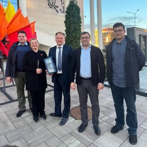 Артур Безверхов награжден почетным знаком Самарской губернской думы "За заслуги в законотворчестве"