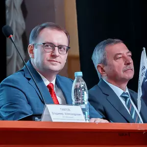 Космонавт Александр Лазуткин и ученый Андрей Королёв обратились к участникам "XVII Королёвских чтений"