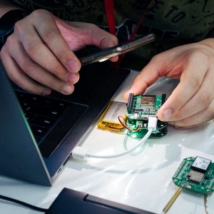 Самарский университет им. Королёва разработал для школьников спецкурс по ракетостроению и "космическому программированию"