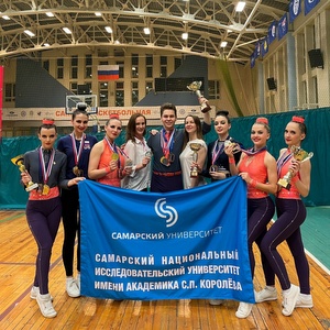 Сборные команды по фитнес-аэробике "Голд Спэйс" и хип-хопу "Блэк Президент" — серебряные призеры областной универсиады