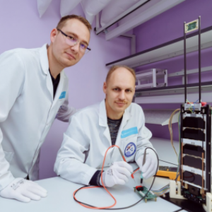 Samara Nanosatellite to Broadcast Victory Day Greetings to Radio Amateurs Worldwide