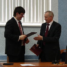 Подписано соглашение о сотрудничестве СГАУ и ОАО «Российская электроника»