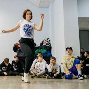 В Самарском университете прошел первый фестиваль уличных танцев