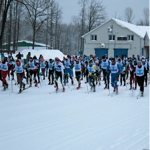 Студенты СГАУ приняли участие в лыжном марафоне «Сокольи горы» 