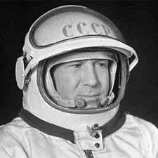 Полвека назад советский космонавт Алексей Леонов впервые вышел в открытый космос